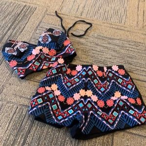 Geometric crop SET  Small colorful shorts top